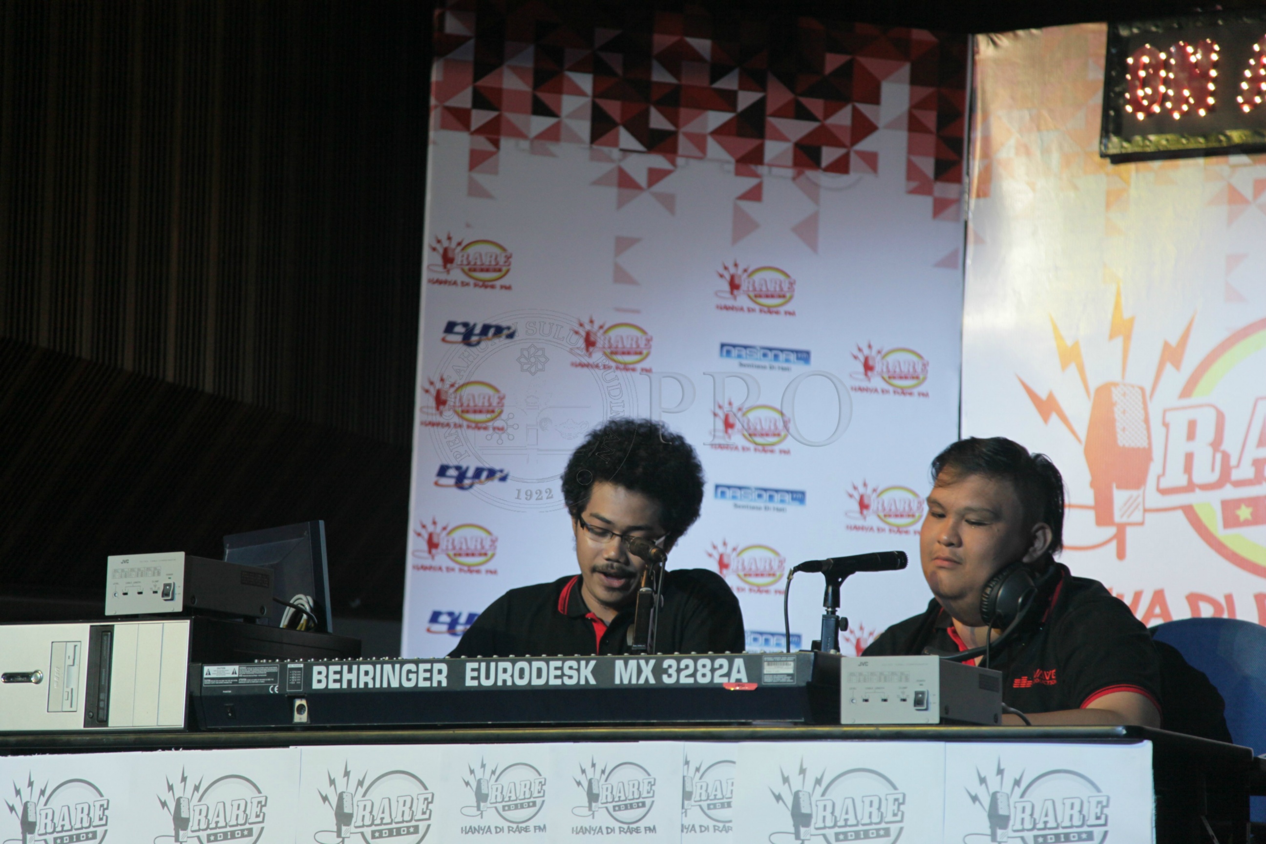 PRO 14 29 RARE IMG 0566